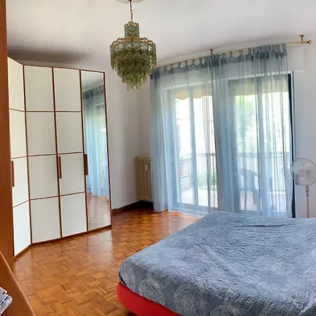 Fontana Apartment *